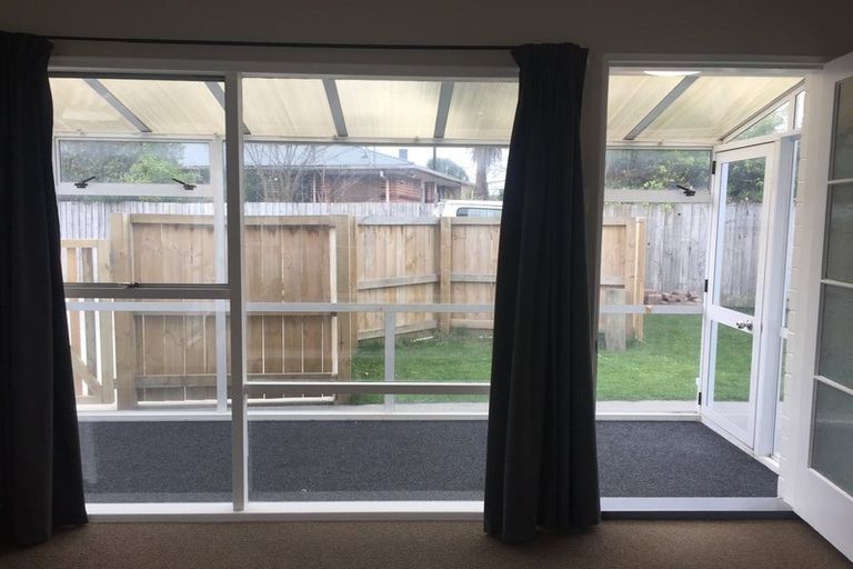 Photo of property in 2/226 Wainoni Road, Avondale, Christchurch, 8061