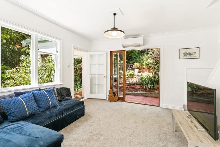 Photo of property in 210 Sydney Street West, Thorndon, Wellington, 6011