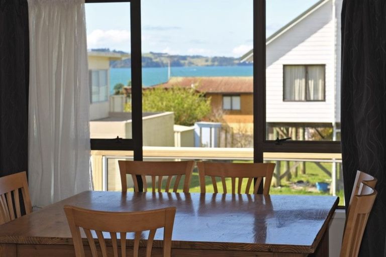 Photo of property in 3 Kotuku Place, Snells Beach, 0920