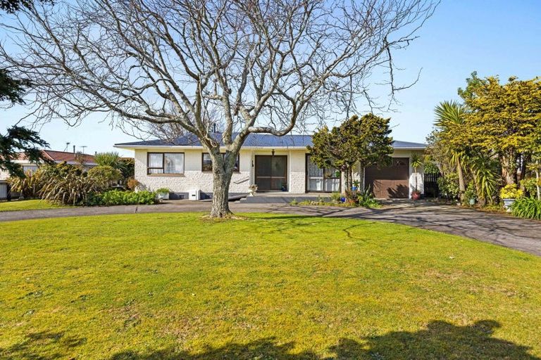 Photo of property in 27 Standish Street, Inglewood, 4330