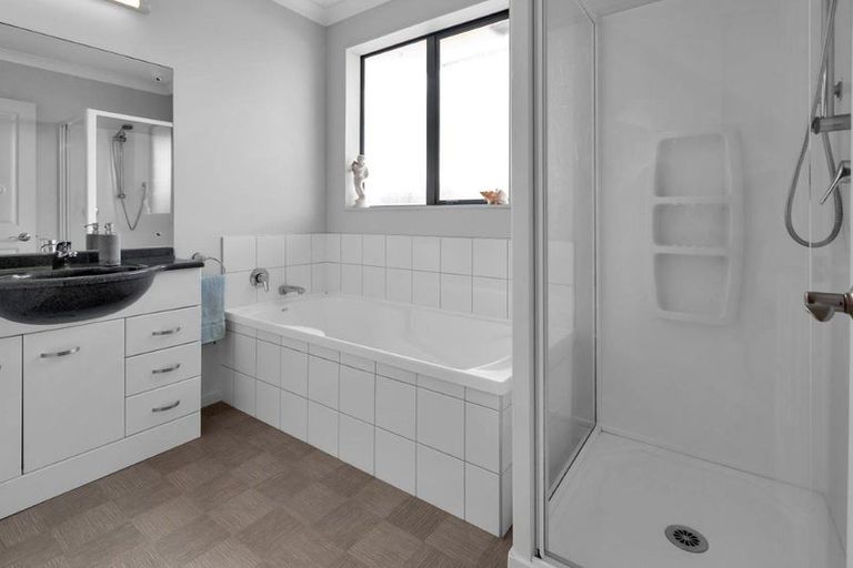 Photo of property in 7 Ata-mahina Way, Ruakaka, 0116