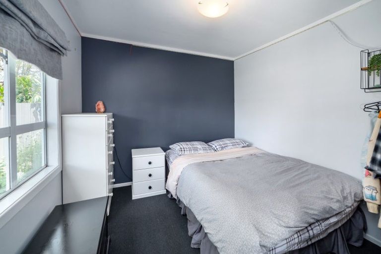 Photo of property in 383 High Street South, Carterton, 5713