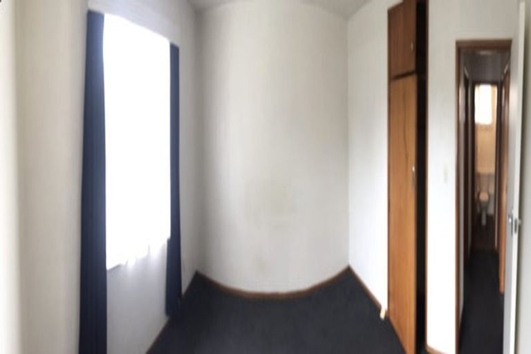 Photo of property in 1/215 Swanson Road, Henderson, Auckland, 0610