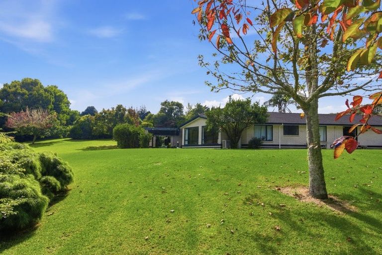 Photo of property in 17 Terry Smyth Drive, Kumeu, 0892