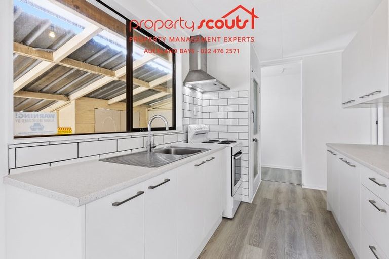 Photo of property in 1/158 Universal Drive, Henderson, Auckland, 0610