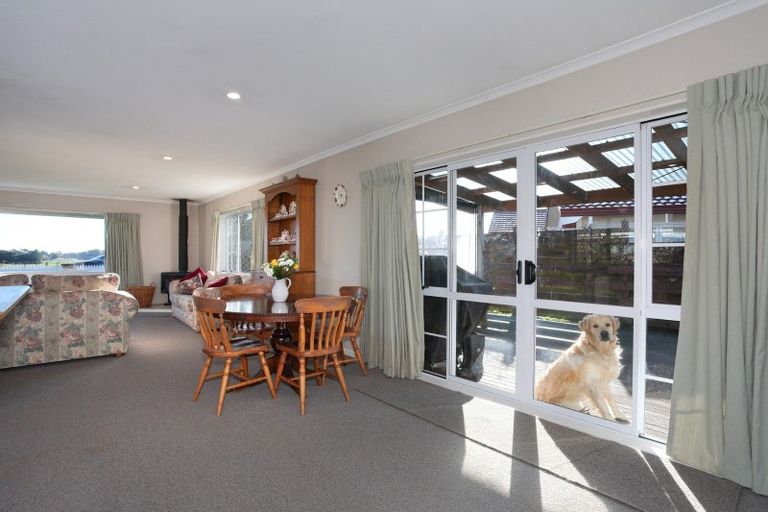 Photo of property in 104 Kelvin Grove Road, Kelvin Grove, Palmerston North, 4414