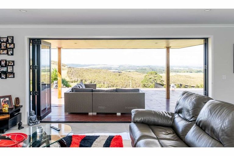 Photo of property in 870 Pungaere Road, Waipapa, 0295