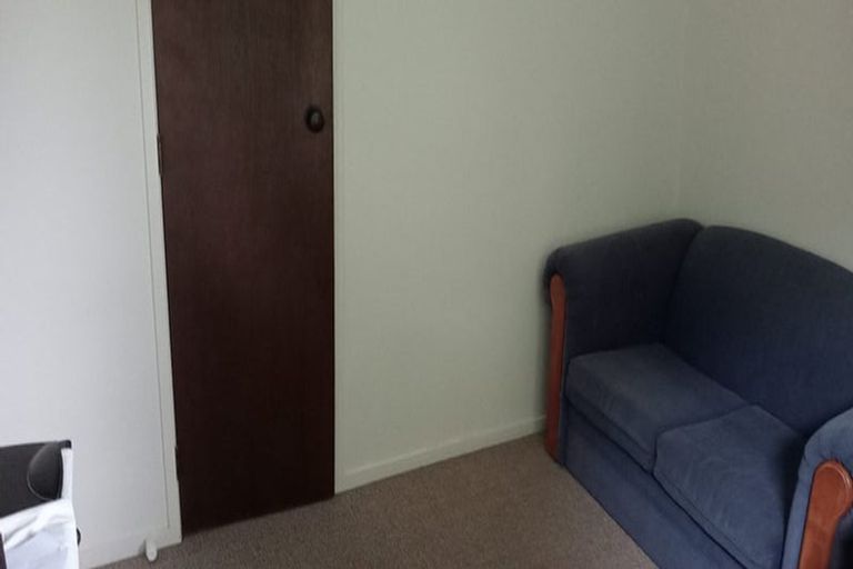 Photo of property in 2/47 Luton Avenue, Sunnyhills, Auckland, 2010