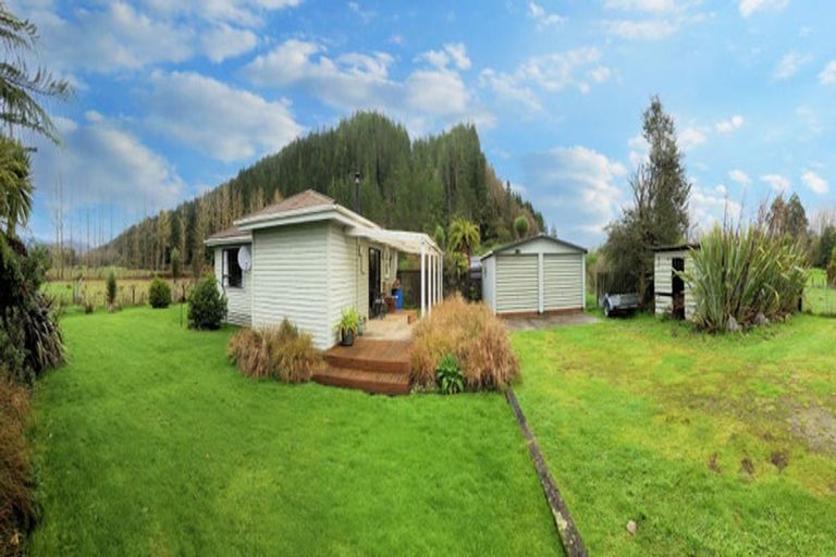 Photo of property in 58 Boatmans Road, Cronadun, Reefton, 7895