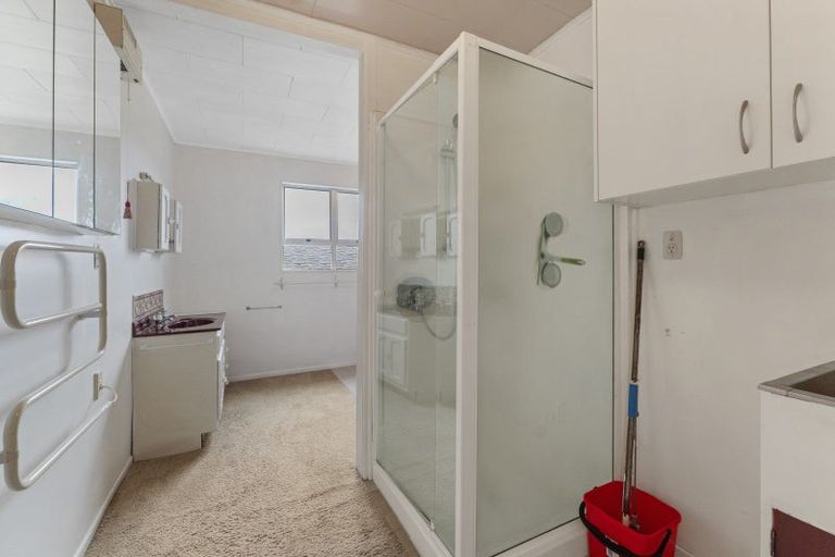 Photo of property in 14 Robert Mckeen Street, Otaki Beach, Otaki, 5512