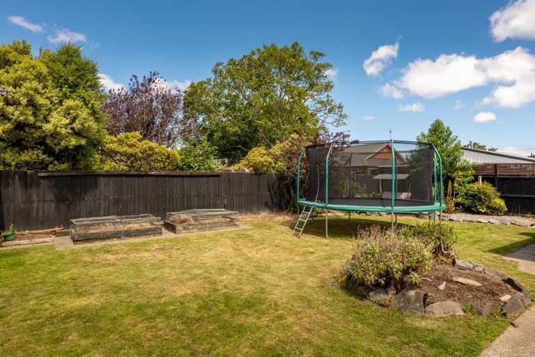 Photo of property in 3 Bygrave Place, Bishopdale, Christchurch, 8053