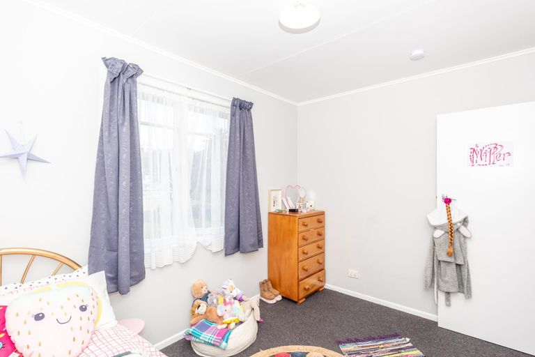 Photo of property in 17 Ropata Street, Kaiti, Gisborne, 4010