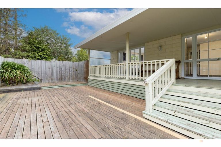 Photo of property in 5 Hayes Street, Waimate, 7924