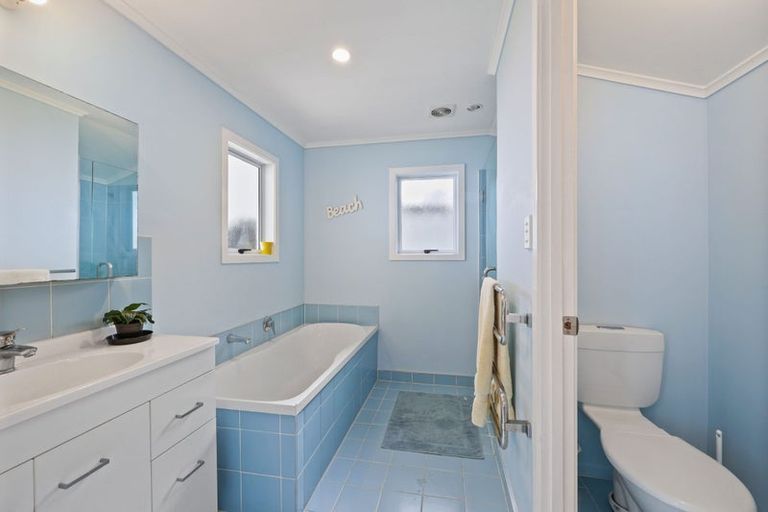 Photo of property in 63a Torkar Road, Clarks Beach, 2122