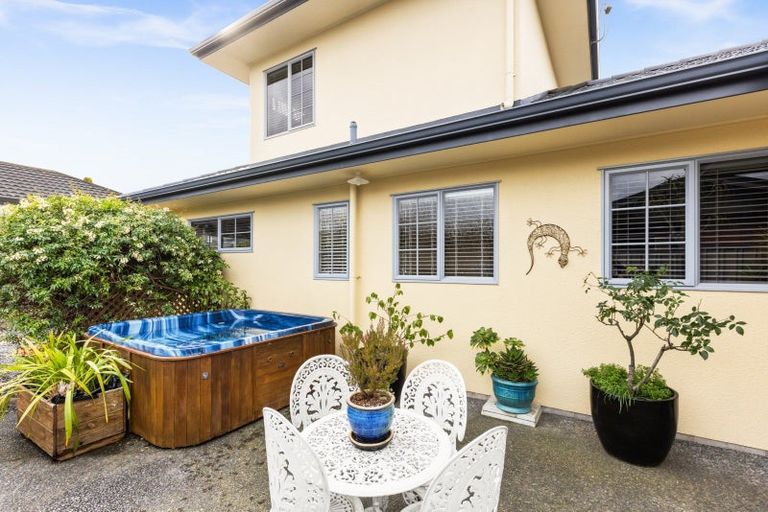 Photo of property in 50d Puketapu Road, Taradale, Napier, 4112