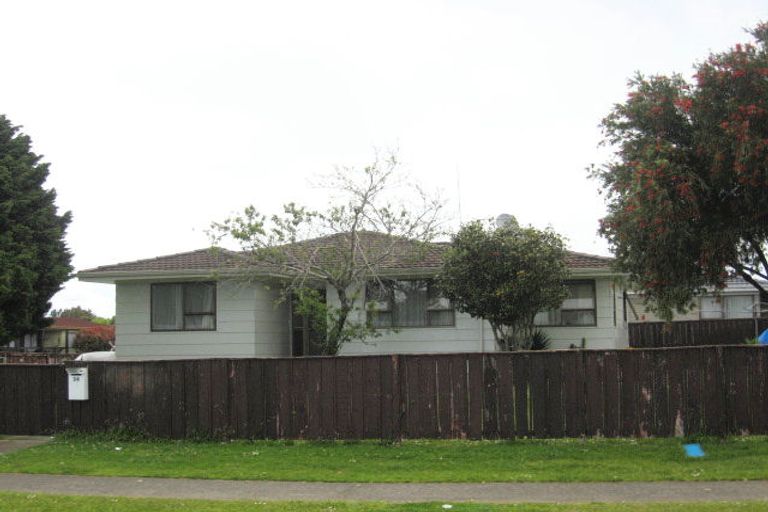 Photo of property in 24 Sharland Avenue, Manurewa, Auckland, 2102