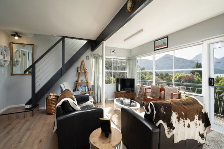 Photo of property in 65 Moenui Road, Havelock, 7281