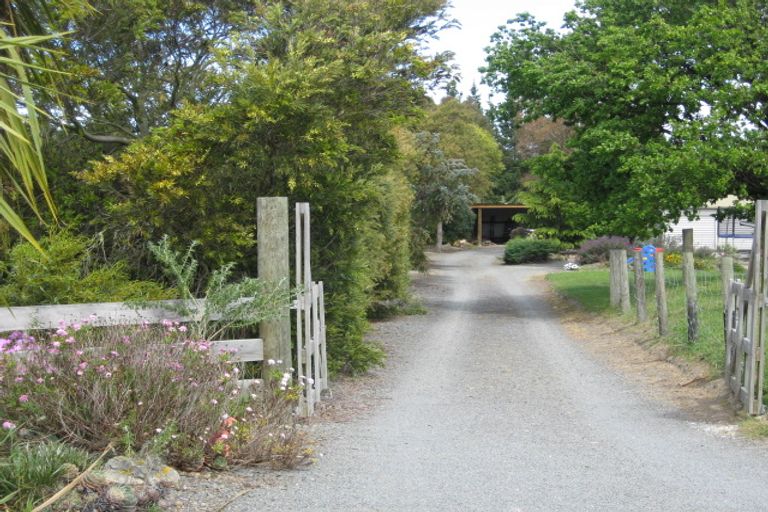 Photo of property in 58e Osborne Road, Amberley, 7410