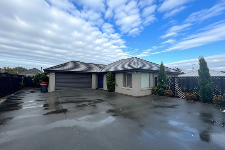 Photo of property in 8a Suva Street, Upper Riccarton, Christchurch, 8041