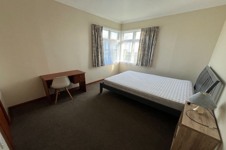 Photo of property in 1-3 Terrace Street, Roslyn, Palmerston North, 4414