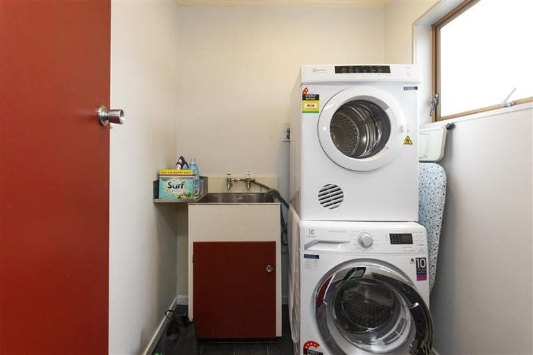 Photo of property in 4a Pirie Street, Palmerston North, 4410