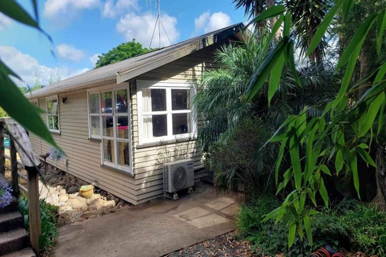 Photo of property in 24 Mcinnes Avenue, Te Kamo, Whangarei, 0112