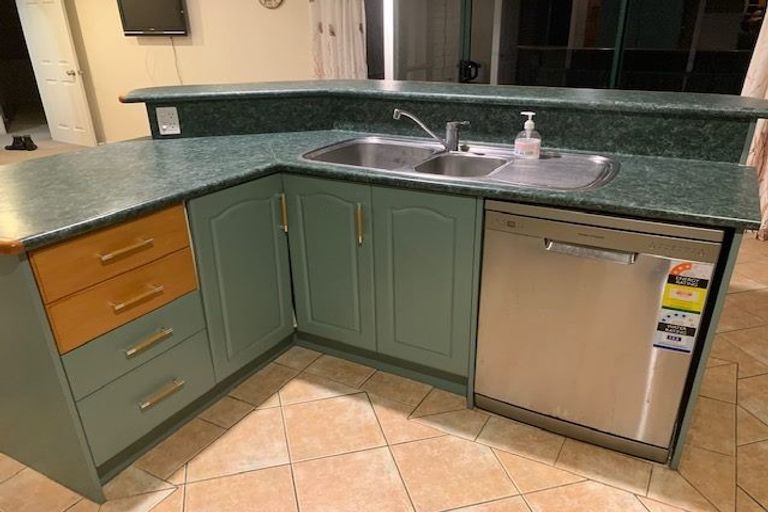 Photo of property in 163 Kilkenny Drive, East Tamaki Heights, Auckland, 2016