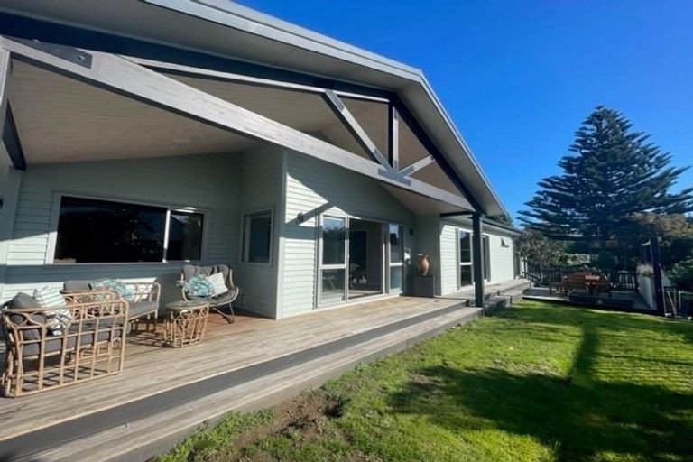 Photo of property in 44 Margaret Road, Raumati Beach, Paraparaumu, 5032