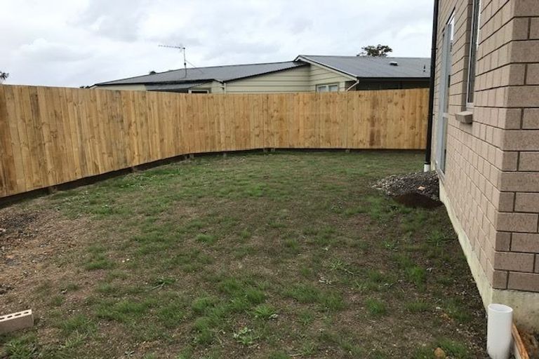 Photo of property in 22 Litten Road, Cockle Bay, Auckland, 2014