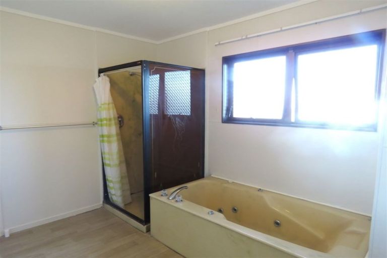 Photo of property in 489 Ruapekapeka Road, Towai, Hikurangi, 0182