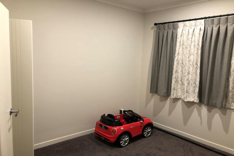 Photo of property in 10 Lavey Road, Flat Bush, Auckland, 2019