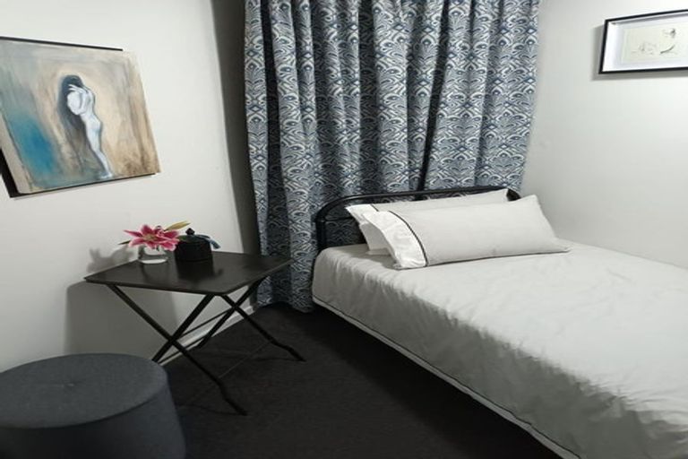 Photo of property in Orange Apartments/victoria Centr, 101/169 The Terrace, Wellington Central, Wellington, 6011