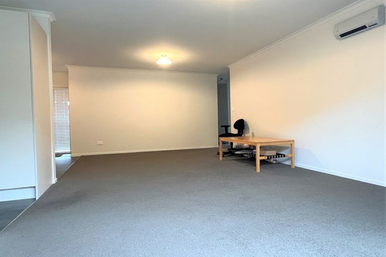 Photo of property in 121 Te Manatu Drive, Huntington, Hamilton, 3210