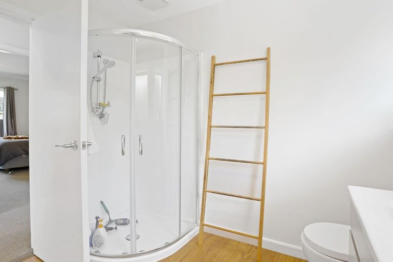 Photo of property in 45 Emlyn Place, Avondale, Christchurch, 8061