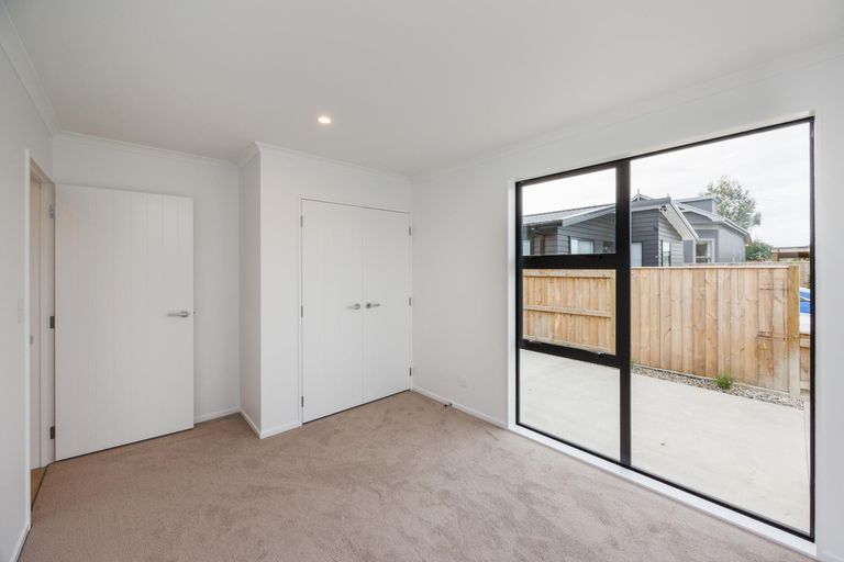 Photo of property in 33 Botanical Road, Takaro, Palmerston North, 4412