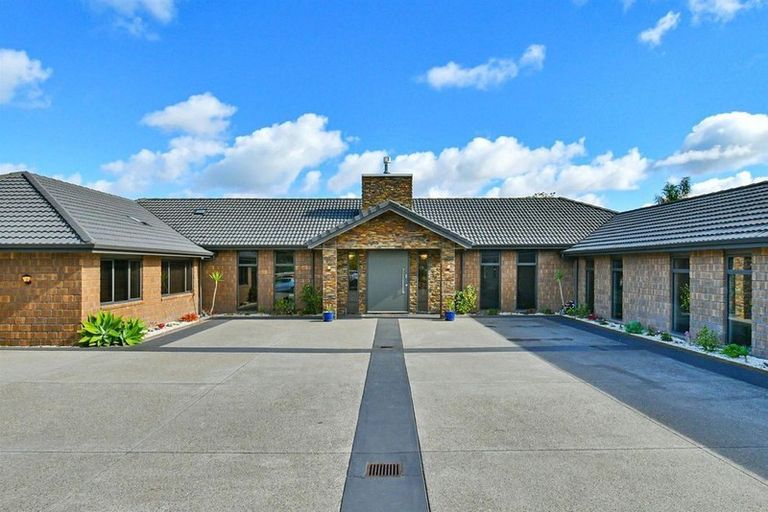 Photo of property in 21 Imperial Place, Flat Bush, Auckland, 2019