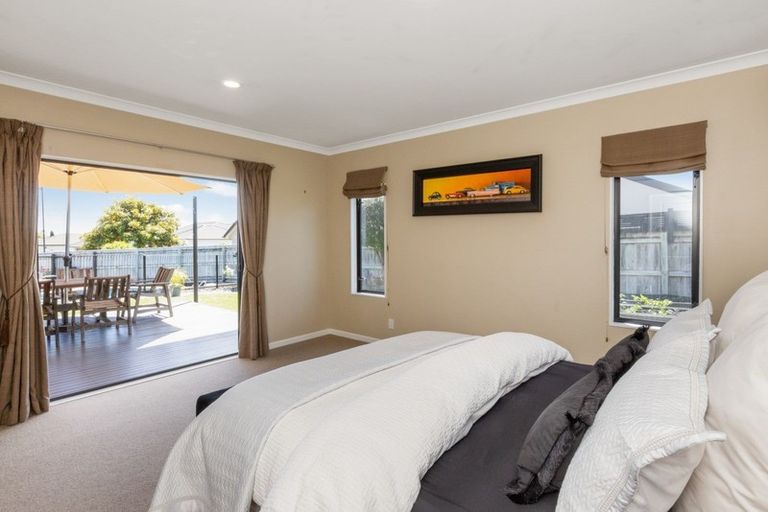 Photo of property in 56 Fairview Place, Havelock North, 4130