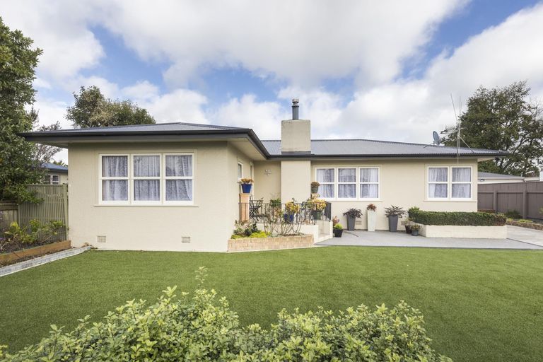 Photo of property in 22 Forbury Avenue, Takaro, Palmerston North, 4412