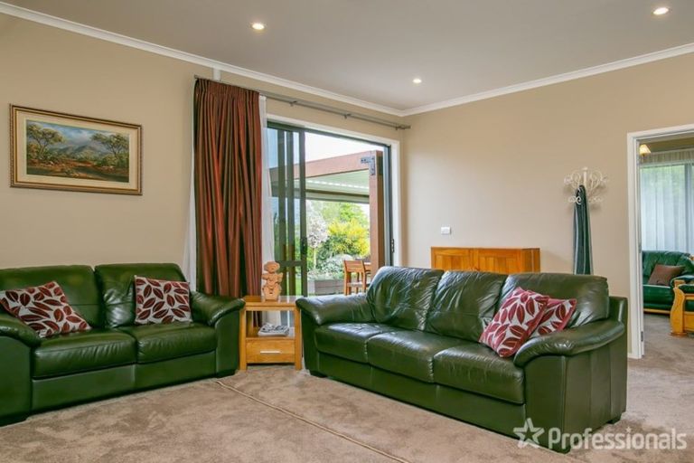 Photo of property in 10 Opaki Meadows Lane, Lansdowne, Masterton, 5871