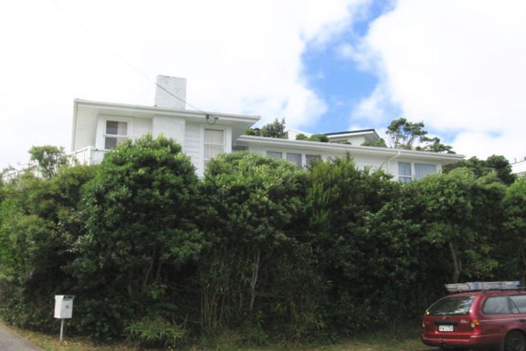 Photo of property in 14 Baffin Grove, Kingston, Wellington, 6021