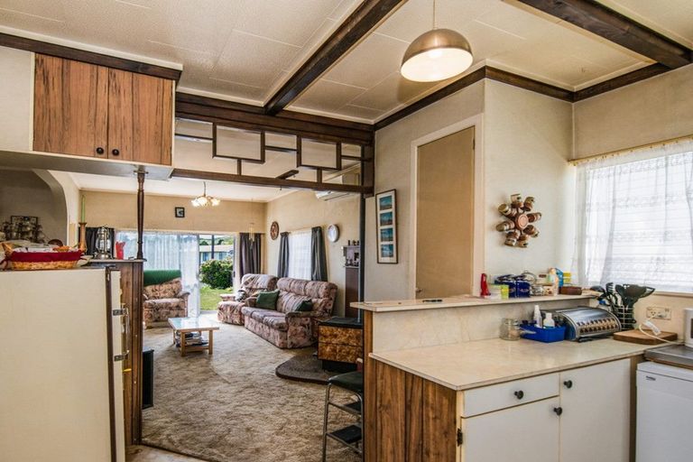 Photo of property in 50 Pitt Street, Raetihi, 4632