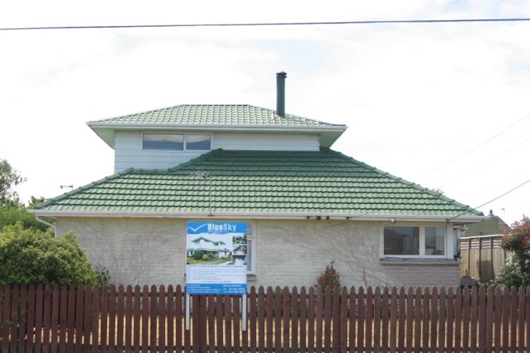 Photo of property in 84 Vancouver Crescent, Wainoni, Christchurch, 8061