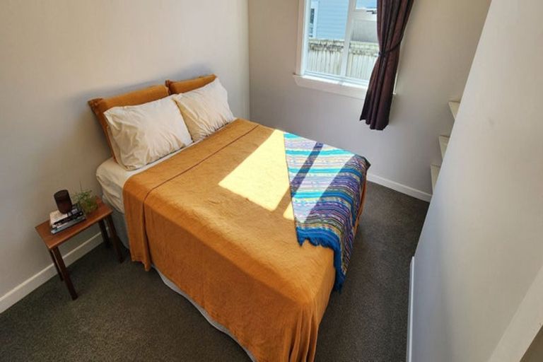 Photo of property in 34 David Street, Westown, New Plymouth, 4310