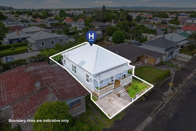 Photo of property in 412a Willoughby Street, Thames, 3500