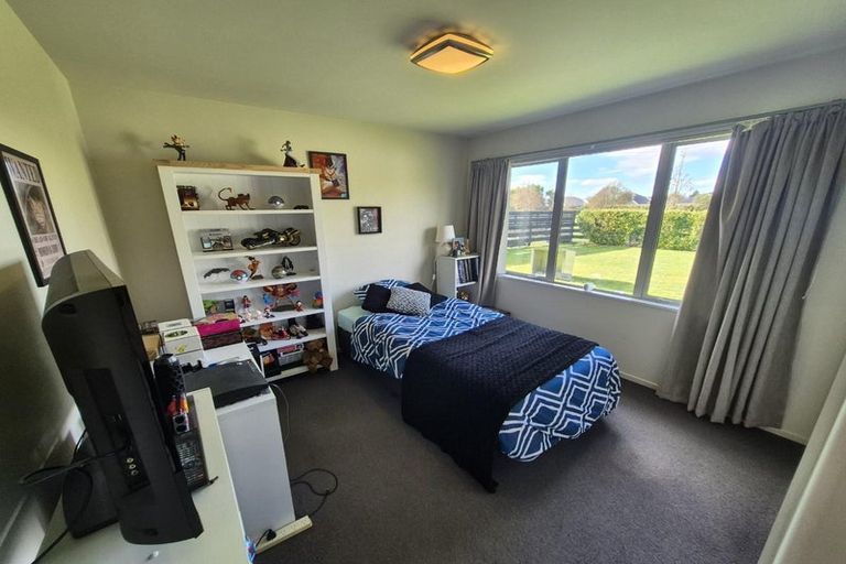 Photo of property in 8 Millesimes Way, Yaldhurst, Christchurch, 8042