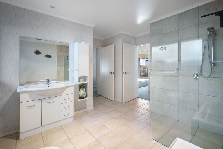 Photo of property in 12c Giesen Road, Feilding, 4702