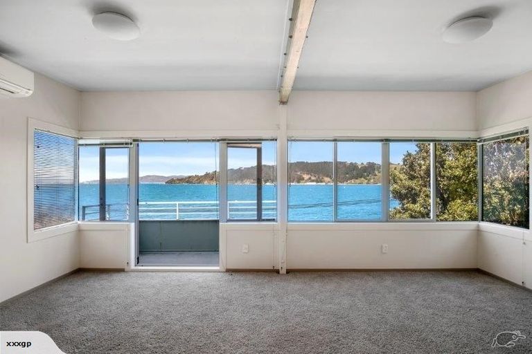 Photo of property in 130b Evans Bay Parade, Roseneath, Wellington, 6021