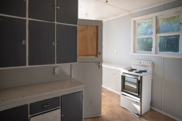 Photo of property in 33 Matatiro Street, Titahi Bay, Porirua, 5022