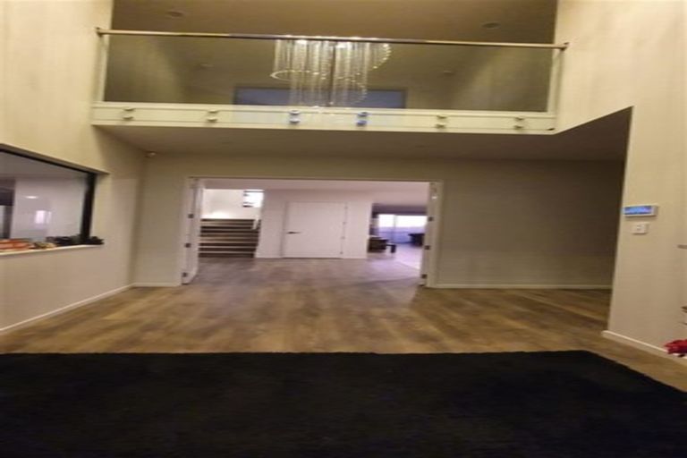 Photo of property in 319 Flat Bush School Road, Flat Bush, Auckland, 2019