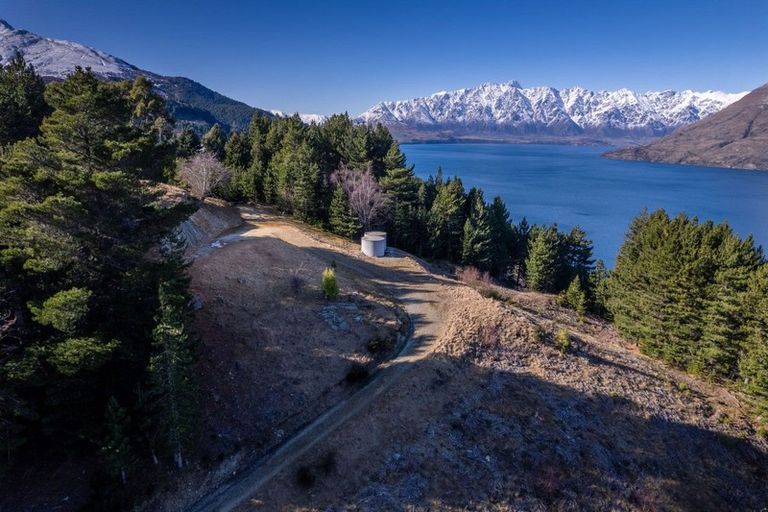 Photo of property in 673 Glenorchy-queenstown Road, Closeburn, Queenstown, 9371